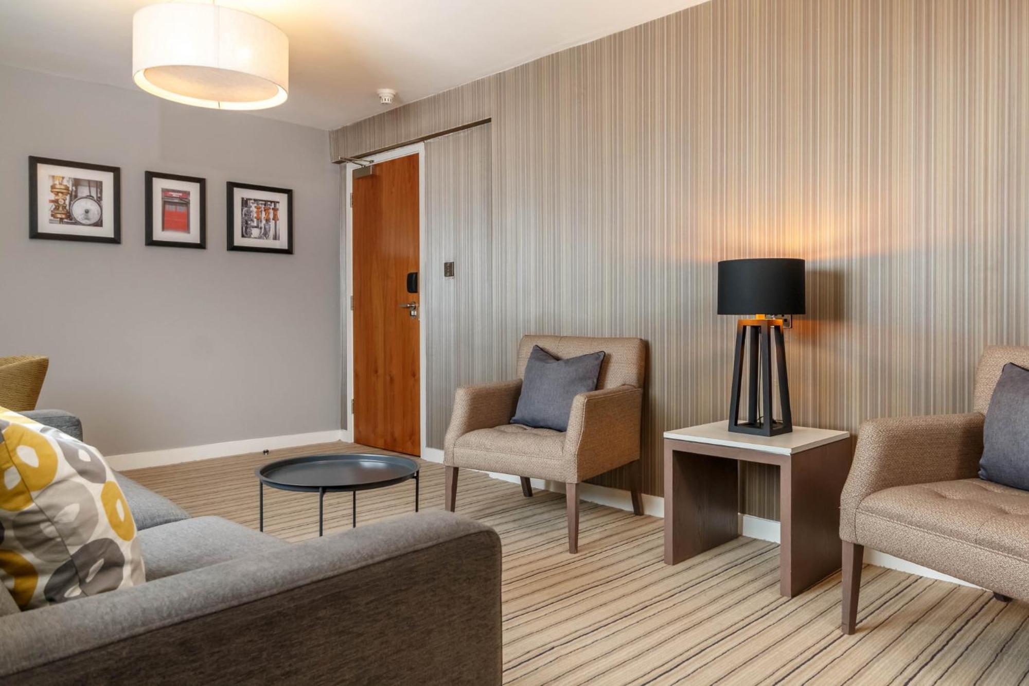 Garner Hotel Preston Samlesbury By Ihg מראה חיצוני תמונה