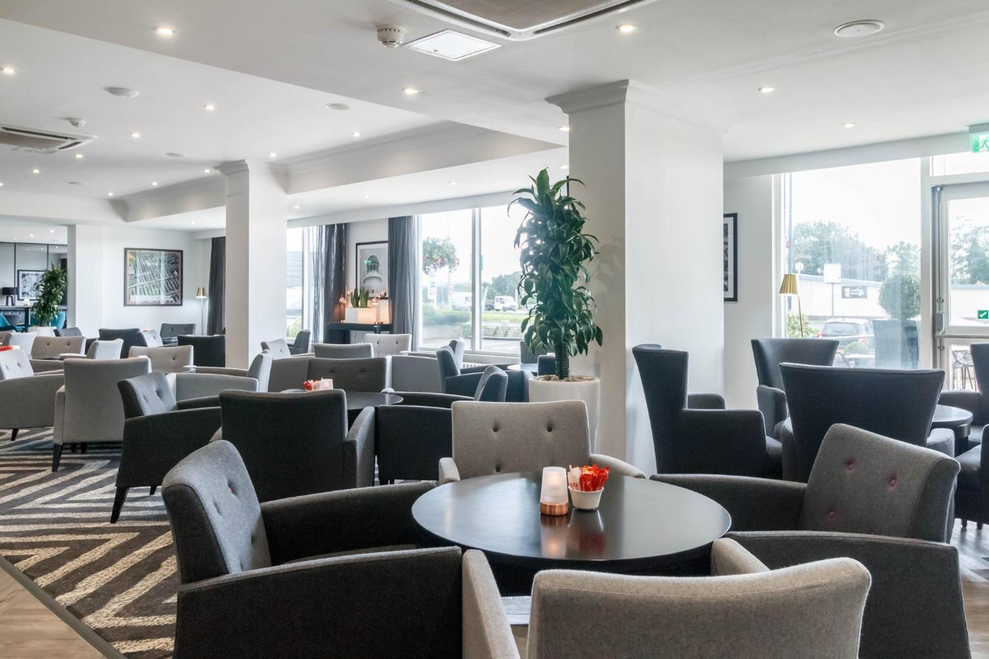 Garner Hotel Preston Samlesbury By Ihg מראה חיצוני תמונה
